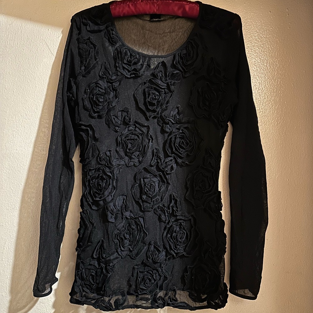 Natori Elegant Black Floral Long Sleeve Top